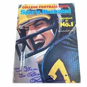 RARE Sept 6,1976 Rick Leach SIGNED Michigan Sports Illustrated Football Magazine